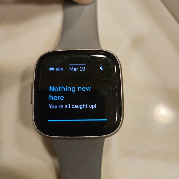 Fitbit versa 2 - Picture 2 of 2